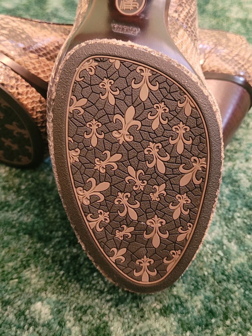 NWT Snake-Print Sofft Leather Pump - Picture 9 of 9
